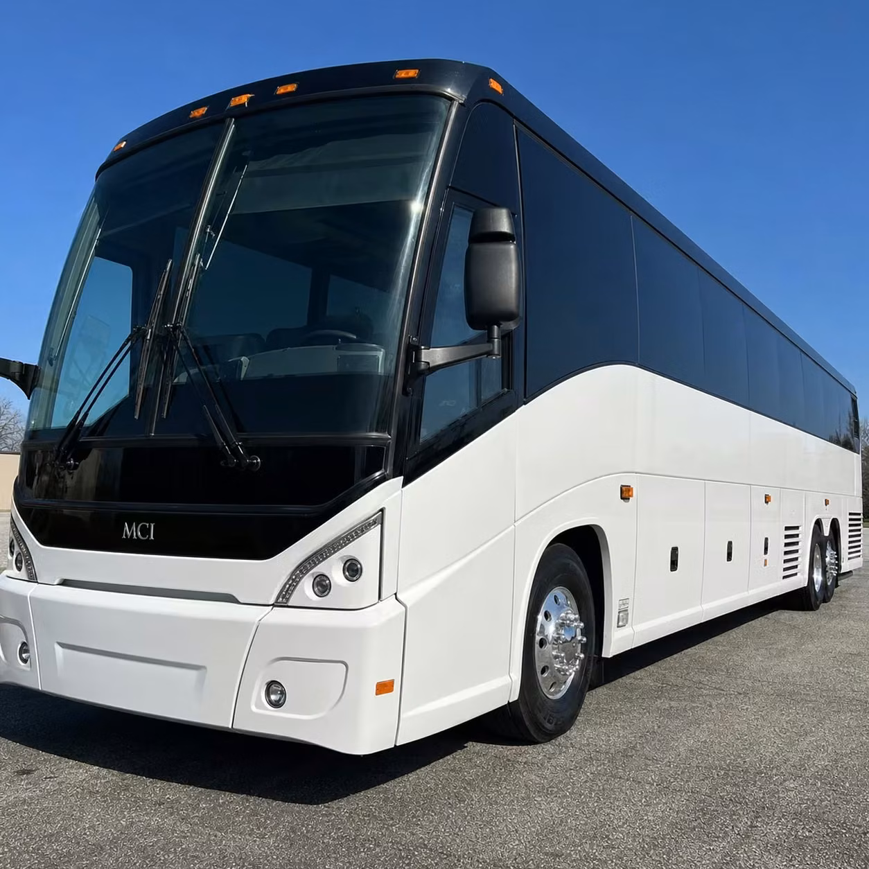 corporate groups and business travelers love jupiter airport transportation through charterbusjupitercharterbus com