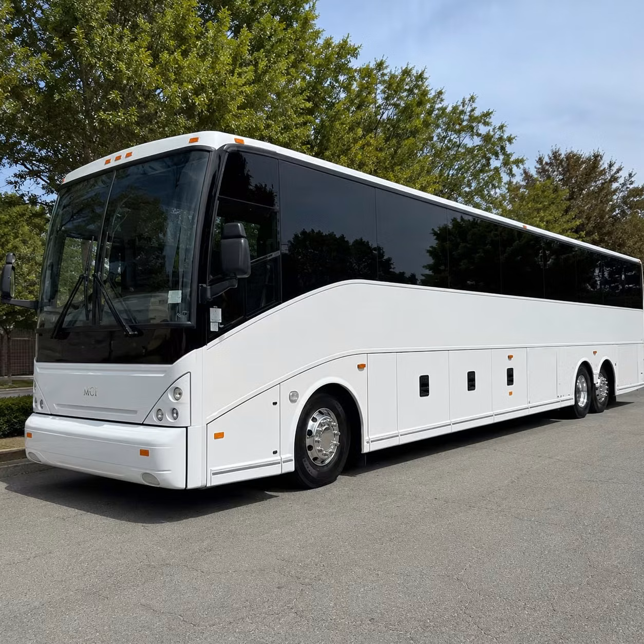 daily commuter shuttle services for jupiter employers along us 1 and i 95