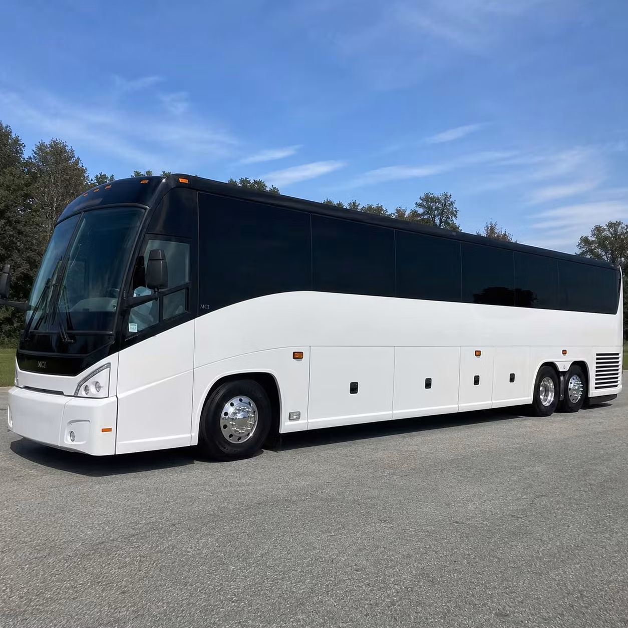 flying into fort lauderdale or miami jupiter airport shuttles cover those airports too