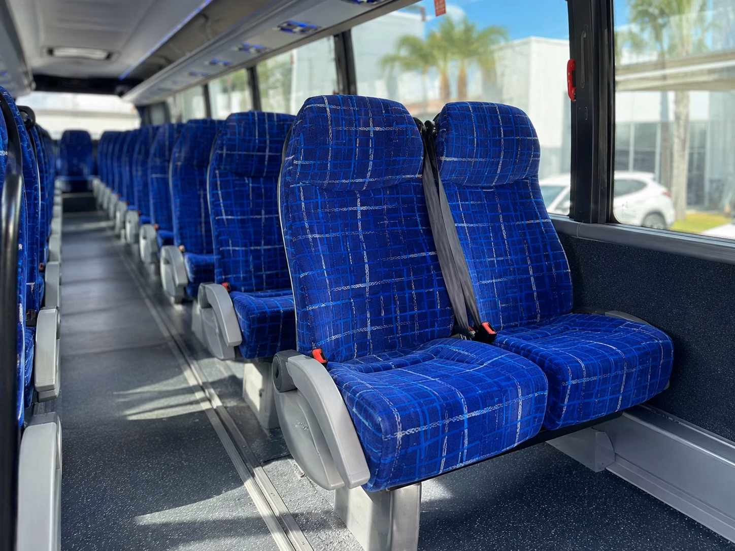 how the bus type you choose changes charter bus prices in jupiter florida