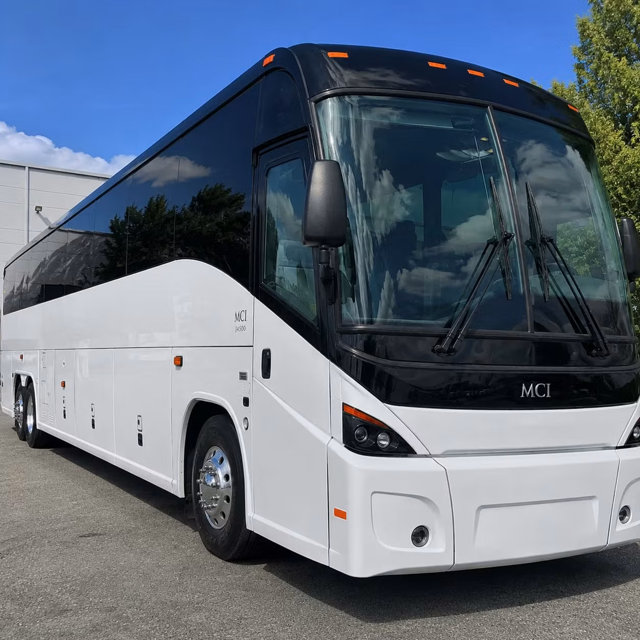 remote parking and off site lot shuttle solutions for jupiter businesses